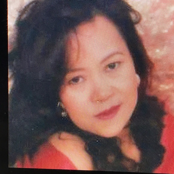 Meet your Posher, Inicita - Picture 3 of 5